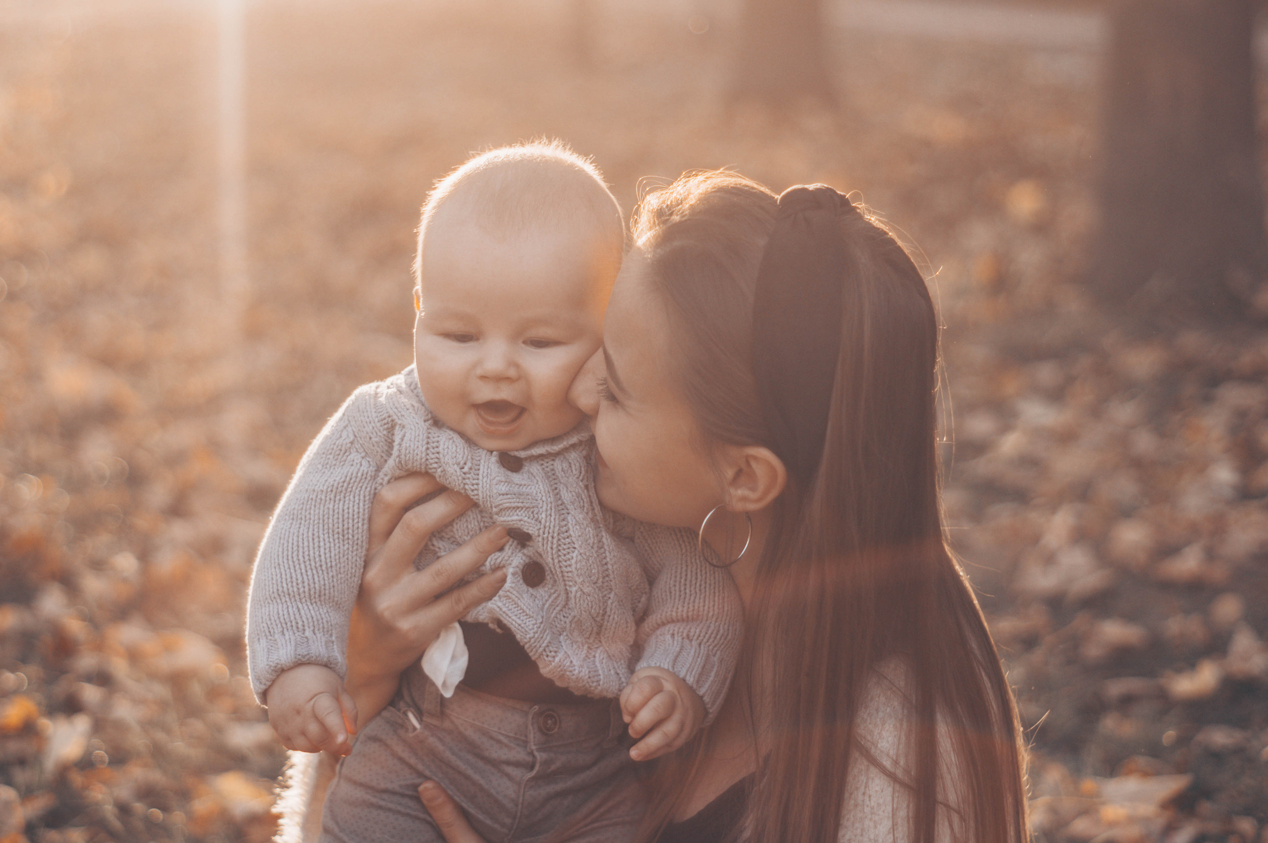 mom and child